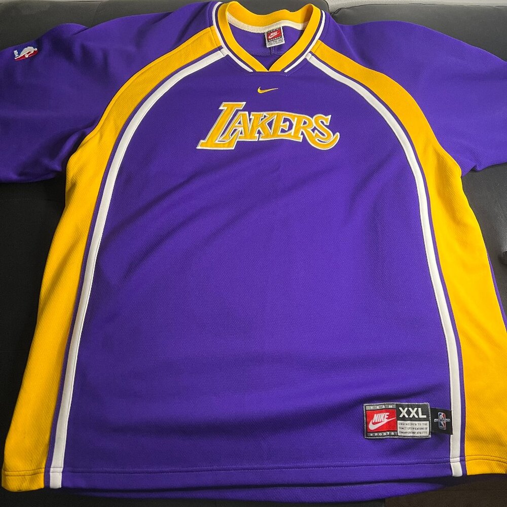 2000's era Nike Lakers Short Sleeve Warm-up, Hoopers